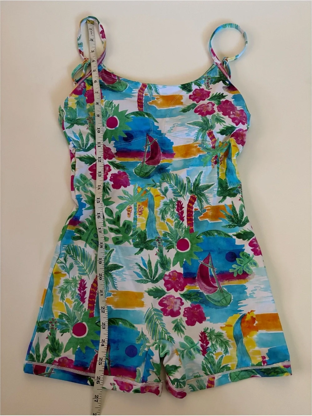 Kavala Lanai Solta Surf Suit Size M ~ Pristine - Picture 10 of 12